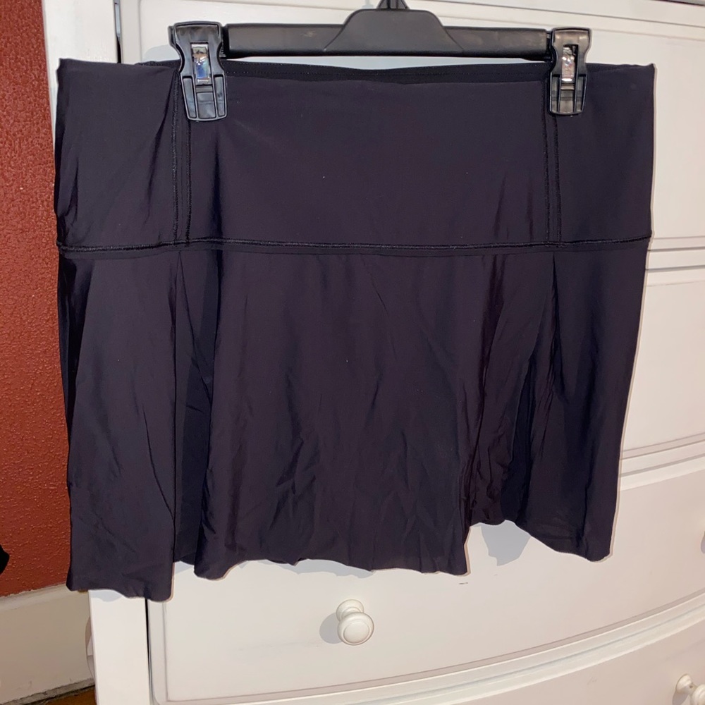 LuLulemon skirt black